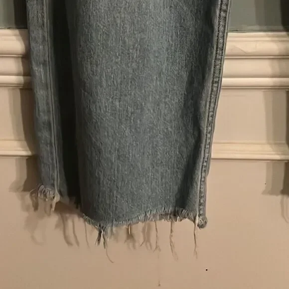 Levi’s premium High Loose Women’s 28 frayed hem jeans - Picture 11 of 14